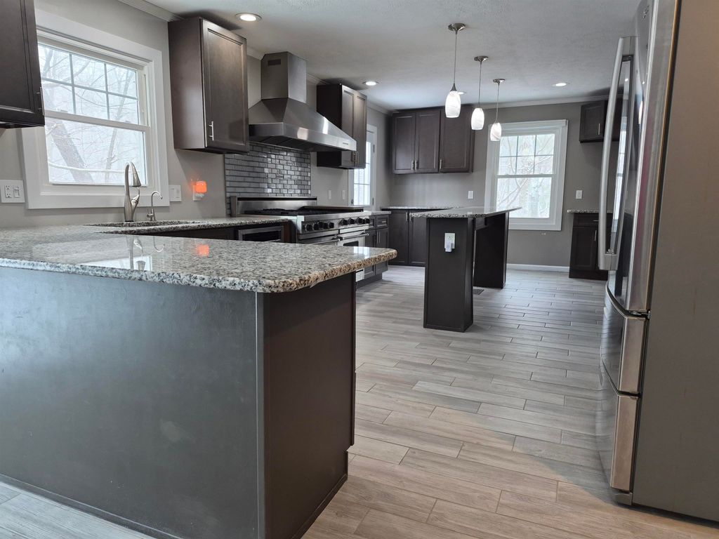 Photo of 2018 Belmont Court, Mishawaka, IN 46544 (MLS # 202608732)