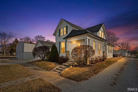 Photo of 218 N HOWARD Street, Greentown, IN 46936 (MLS # 202602752)