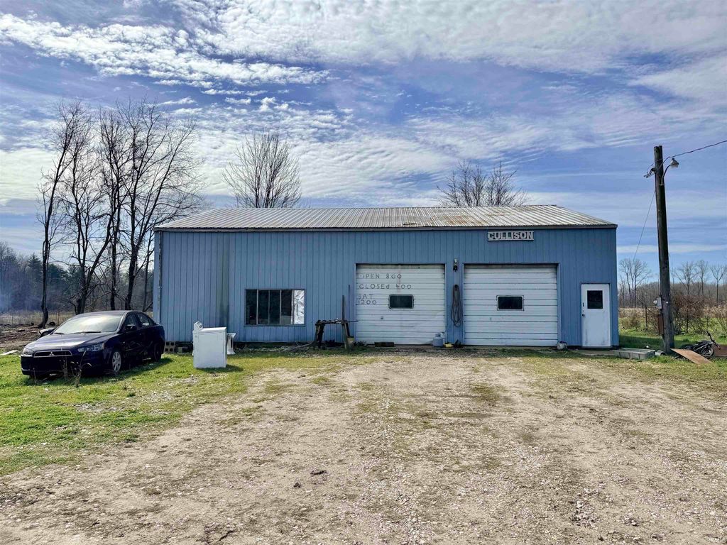 Photo of 00 S CO ROAD 1150 W, Linton, IN 47441 (MLS # 202610591)