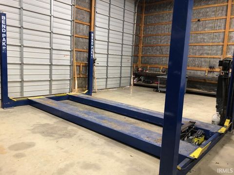 Tiny photo for 5562 W 100 N, Huntington, IN 46750 (MLS # 202544853)