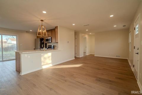 Tiny photo for 1432 Kenilworth Drive, Lafayette, IN 47909 (MLS # 202600665)