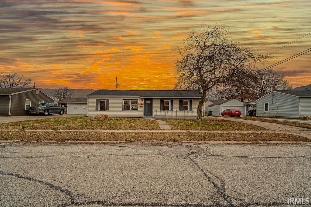 Photo of 1432 Kenilworth Drive, Lafayette, IN 47909 (MLS # 202600665)