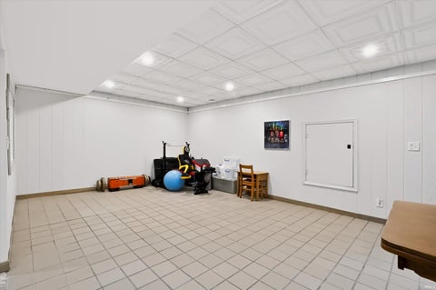 Tiny photo for 2812 W Fawkesway Drive, Bloomington, IN 47404 (MLS # 202635182)