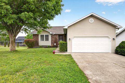Photo of 4589 S Hummingbird Court, Bloomington, IN 47401 (MLS # 202617349)