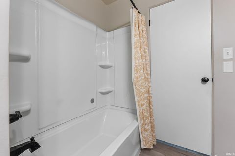Tiny photo for 14805 Amstutz Road, Leo, IN 46765 (MLS # 202617700)