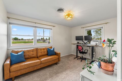 Tiny photo for 14805 Amstutz Road, Leo, IN 46765 (MLS # 202617700)