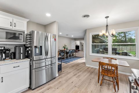 Tiny photo for 14805 Amstutz Road, Leo, IN 46765 (MLS # 202617700)