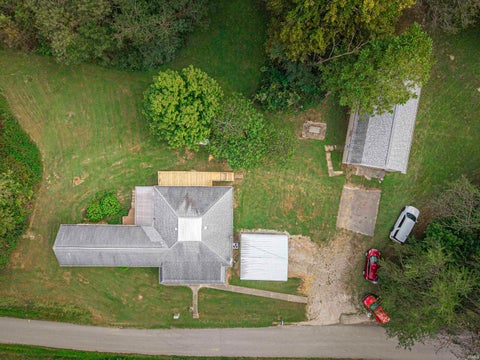 Tiny photo for 3965 S County Rd. 350 E., Winslow, IN 47598 (MLS # 202639844)