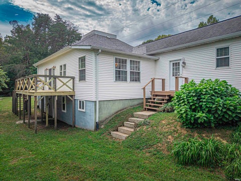Tiny photo for 3965 S County Rd. 350 E., Winslow, IN 47598 (MLS # 202639844)