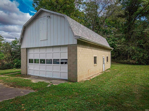 Tiny photo for 3965 S County Rd. 350 E., Winslow, IN 47598 (MLS # 202639844)