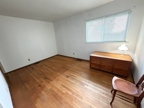 Tiny photo for 525 Kenilworth LN, Galveston, IN 46932 (MLS # 202636047)