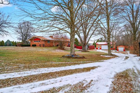 Tiny photo for 1050 N 200 E, Logansport, IN 46947 (MLS # 202548842)