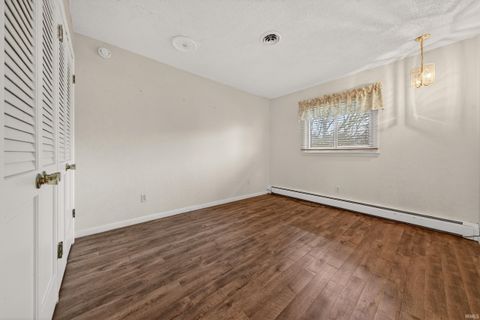 Tiny photo for 1050 N 200 E, Logansport, IN 46947 (MLS # 202548842)