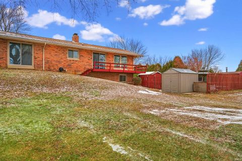 Tiny photo for 1050 N 200 E, Logansport, IN 46947 (MLS # 202548842)
