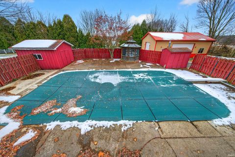 Tiny photo for 1050 N 200 E, Logansport, IN 46947 (MLS # 202548842)