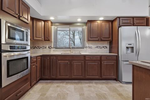 Tiny photo for 1050 N 200 E, Logansport, IN 46947 (MLS # 202548842)