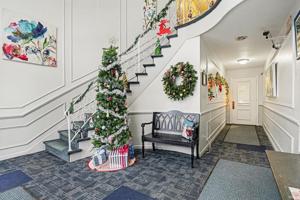 Photo of 820 Lincolnway West #211, Mishawaka, IN 46544 (MLS # 202600042)