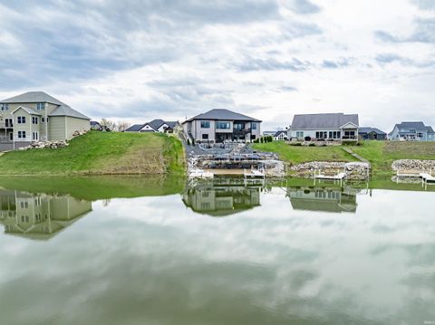 Tiny photo for 155 Lane 282 B Hamilton Lake, Hamilton, IN 46742 (MLS # 202613313)