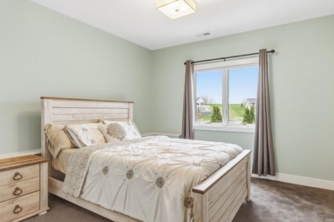 Tiny photo for 155 Lane 282 B Hamilton Lake, Hamilton, IN 46742 (MLS # 202613313)