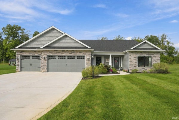 135 DOLBY WAY, ANGOLA, IN 46703 - Image fc21c439f27b60cd76dfe58af6b6a05f/2978405802