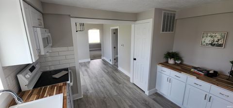 Tiny photo for 4719 N 800 E, Lafayette, IN 47905 (MLS # 202617338)