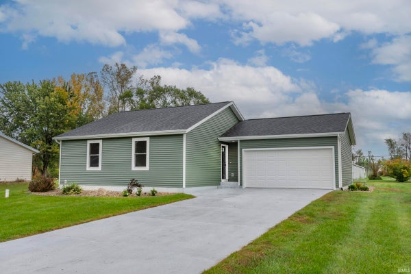 53704 HYDE PARK DR, BRISTOL, IN 46507 - Image fc26619a342eae18a79dcd87084bfd5b/1370708752
