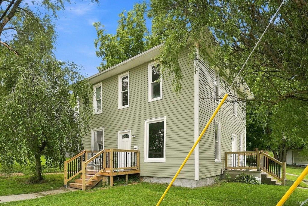 Photo of 1310 Vernon Street, Wabash, IN 46992 (MLS # 202631467)