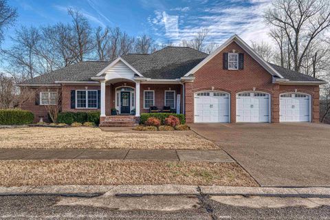 Photo of 6055 Pfafflin Lake Boulevard, Newburgh, IN 47630 (MLS # 202606889)