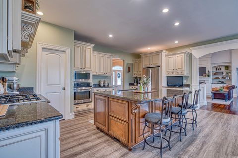 Tiny photo for 6055 Pfafflin Lake Boulevard, Newburgh, IN 47630 (MLS # 202606889)