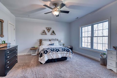 Tiny photo for 6055 Pfafflin Lake Boulevard, Newburgh, IN 47630 (MLS # 202606889)