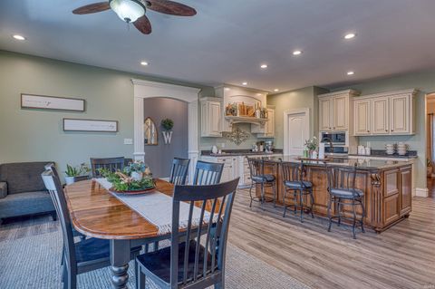 Tiny photo for 6055 Pfafflin Lake Boulevard, Newburgh, IN 47630 (MLS # 202606889)