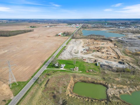 Tiny photo for 5290 N State Road 15 Road, Warsaw, IN 46582 (MLS # 202612254)