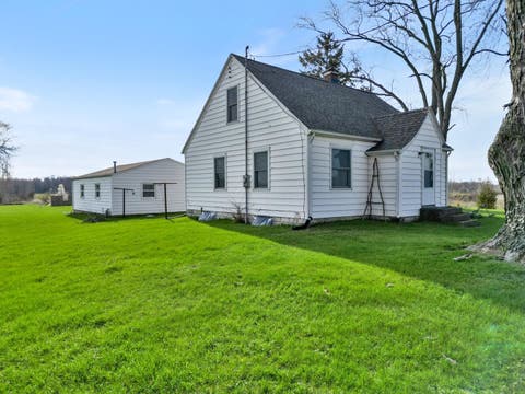 Tiny photo for 5290 N State Road 15 Road, Warsaw, IN 46582 (MLS # 202612254)