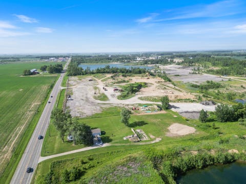 Tiny photo for 5290 N State Road 15 Road, Warsaw, IN 46582 (MLS # 202612254)