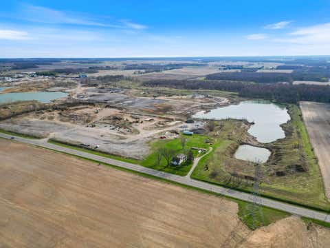 Tiny photo for 5290 N State Road 15 Road, Warsaw, IN 46582 (MLS # 202612254)
