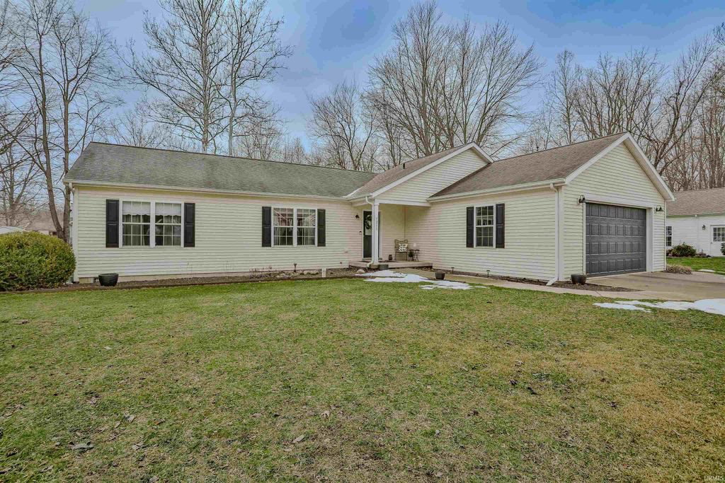 Photo of 1211 Duncan Dr. Dr, Warsaw, IN 46580 (MLS # 202605160)