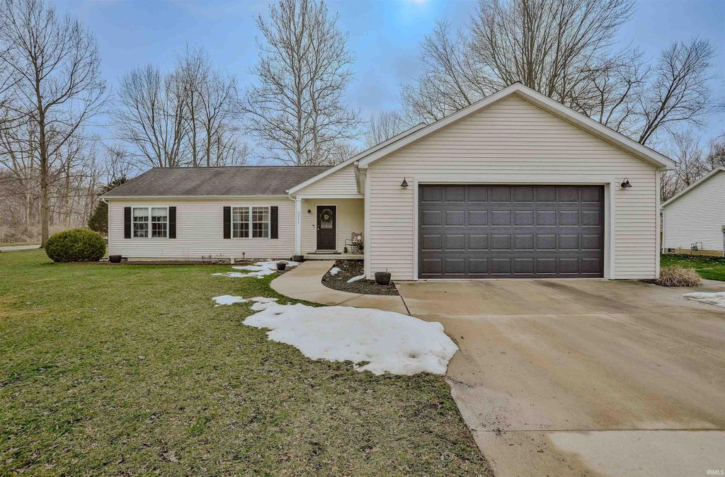 Photo of 1211 Duncan Dr. Dr, Warsaw, IN 46580 (MLS # 202605160)