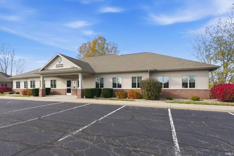 Tiny photo for 2150 North Pointe Drive, Warsaw, IN 46582 (MLS # 202545487)