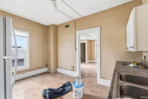 Tiny photo for 2212 S Michigan Street, South Bend, IN 46613 (MLS # 202609687)