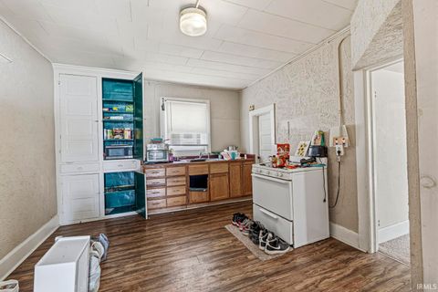 Tiny photo for 2212 S Michigan Street, South Bend, IN 46613 (MLS # 202609687)