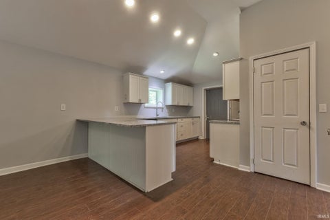 Tiny photo for 11415 Eichenberger Road, Evansville, IN 47720 (MLS # 202636732)