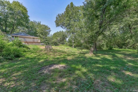 Tiny photo for 11415 Eichenberger Road, Evansville, IN 47720 (MLS # 202636732)