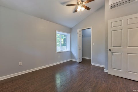 Tiny photo for 11415 Eichenberger Road, Evansville, IN 47720 (MLS # 202636732)