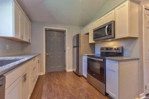 Tiny photo for 11415 Eichenberger Road, Evansville, IN 47720 (MLS # 202636732)