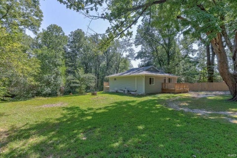 Tiny photo for 11415 Eichenberger Road, Evansville, IN 47720 (MLS # 202636732)