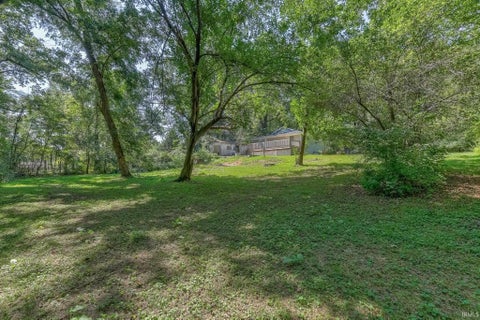 Tiny photo for 11415 Eichenberger Road, Evansville, IN 47720 (MLS # 202636732)