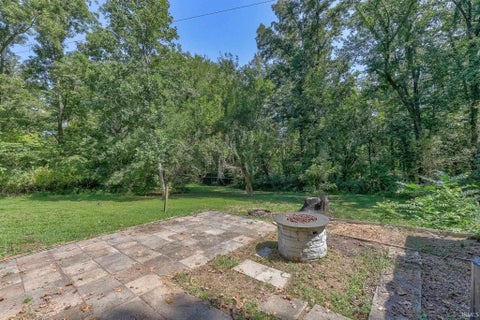 Tiny photo for 11415 Eichenberger Road, Evansville, IN 47720 (MLS # 202636732)