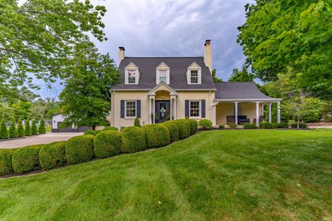 Photo of 7110 Newburgh Road, Evansville, IN 47715 (MLS # 202624005)