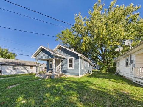 Tiny photo for 2316 S F Avenue, New Castle, IN 47362 (MLS # 202641937)
