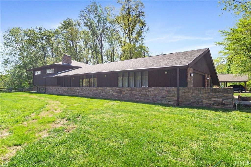 Photo of 802 Wilson Avenue, Princeton, IN 47670 (MLS # 202616228)